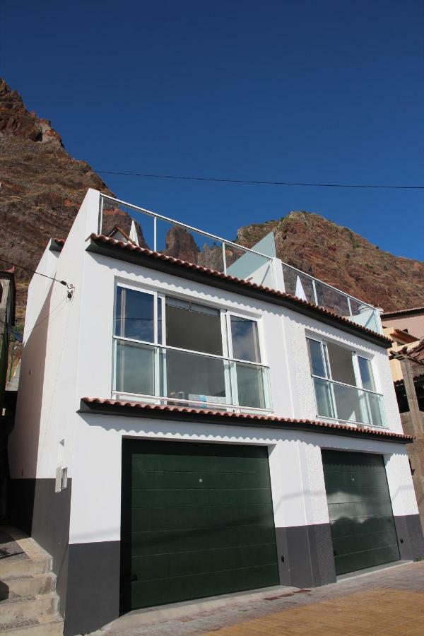 Casa Das Bonecas 2 # Private Garage Included # Paul do Mar  Luaran gambar