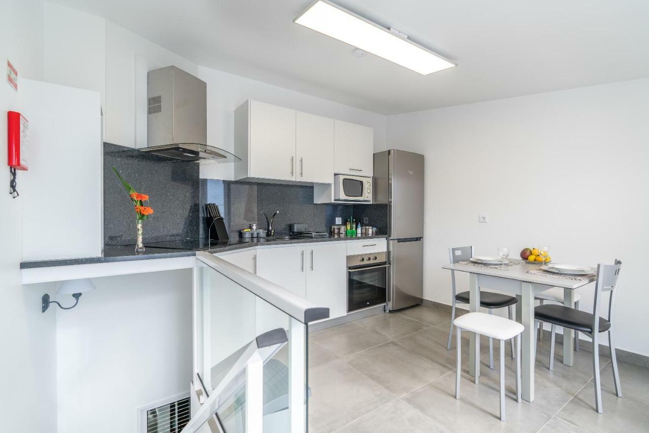 Casa Das Bonecas 2 # Private Garage Included # Paul do Mar  Luaran gambar